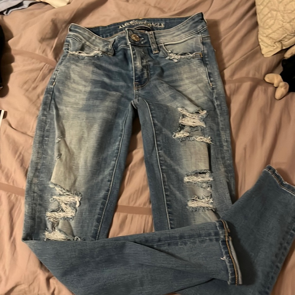 American Eagle Ripped Stylish Jeans